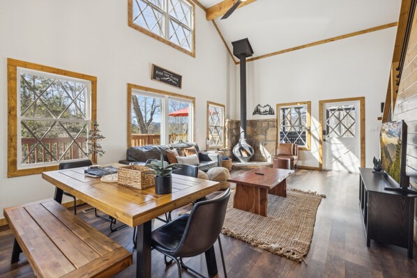 Cabin, 2 Bedrooms | Living area | Smart TV