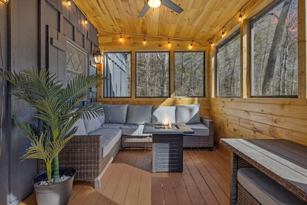 Cabane, 2 chambres | Intérieur