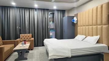 Suite de lujo | 1 habitación, escritorio y espacio para trabajar con laptop