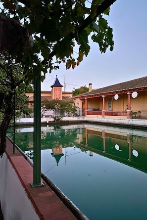 Gemeinsamer Schlafsaal, 1 Schlafzimmer, barrierefrei, Raucher | Pool