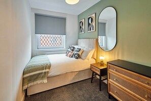 4 chambres, fer et planche à repasser, Wi-Fi, draps fournis