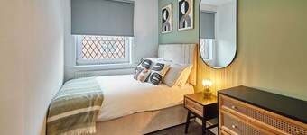 Host & Stay | Joffre Avenue