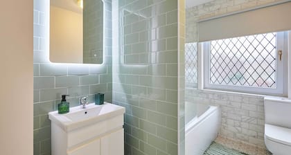 Host & Stay | Joffre Avenue