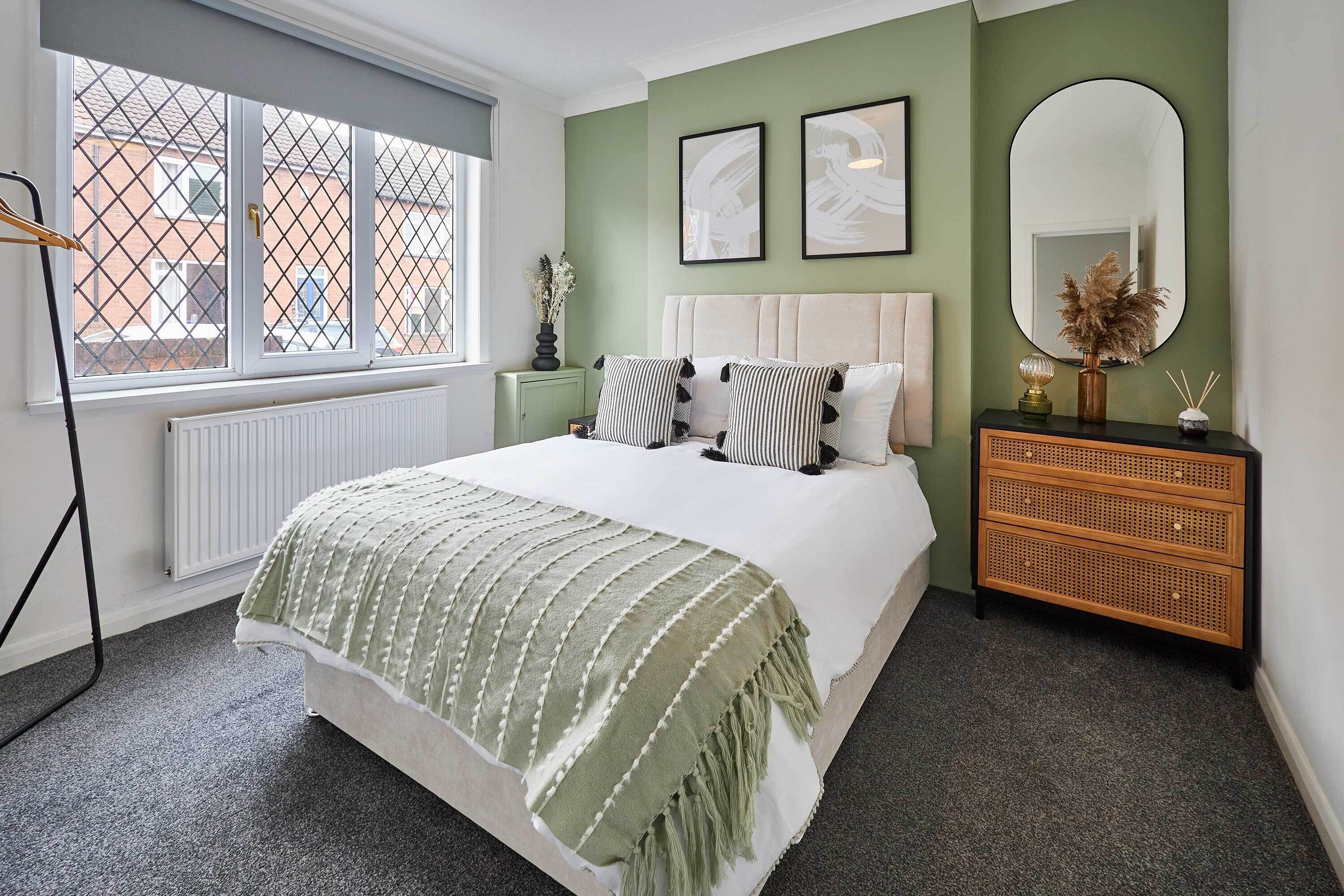 4 Schlafzimmer, Bügeleisen/Bügelbrett, WLAN, Bettwäsche