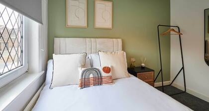 Host & Stay | Joffre Avenue