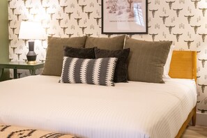 5 slaapkamers, een strijkplank/strijkijzer, wifi, beddengoed