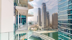 2 bedrooms - Business Bay - Urban Oasis 2406 (Dubai)