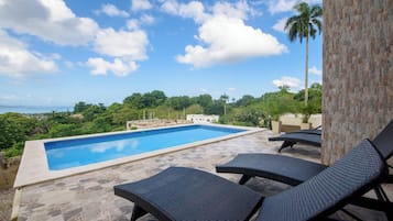 Deluxe Condo, Sea View | View from room