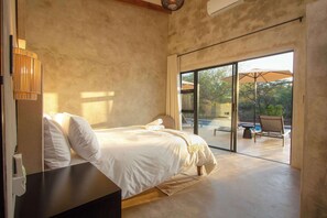 3 slaapkamers, een strijkplank/strijkijzer, wifi, beddengoed