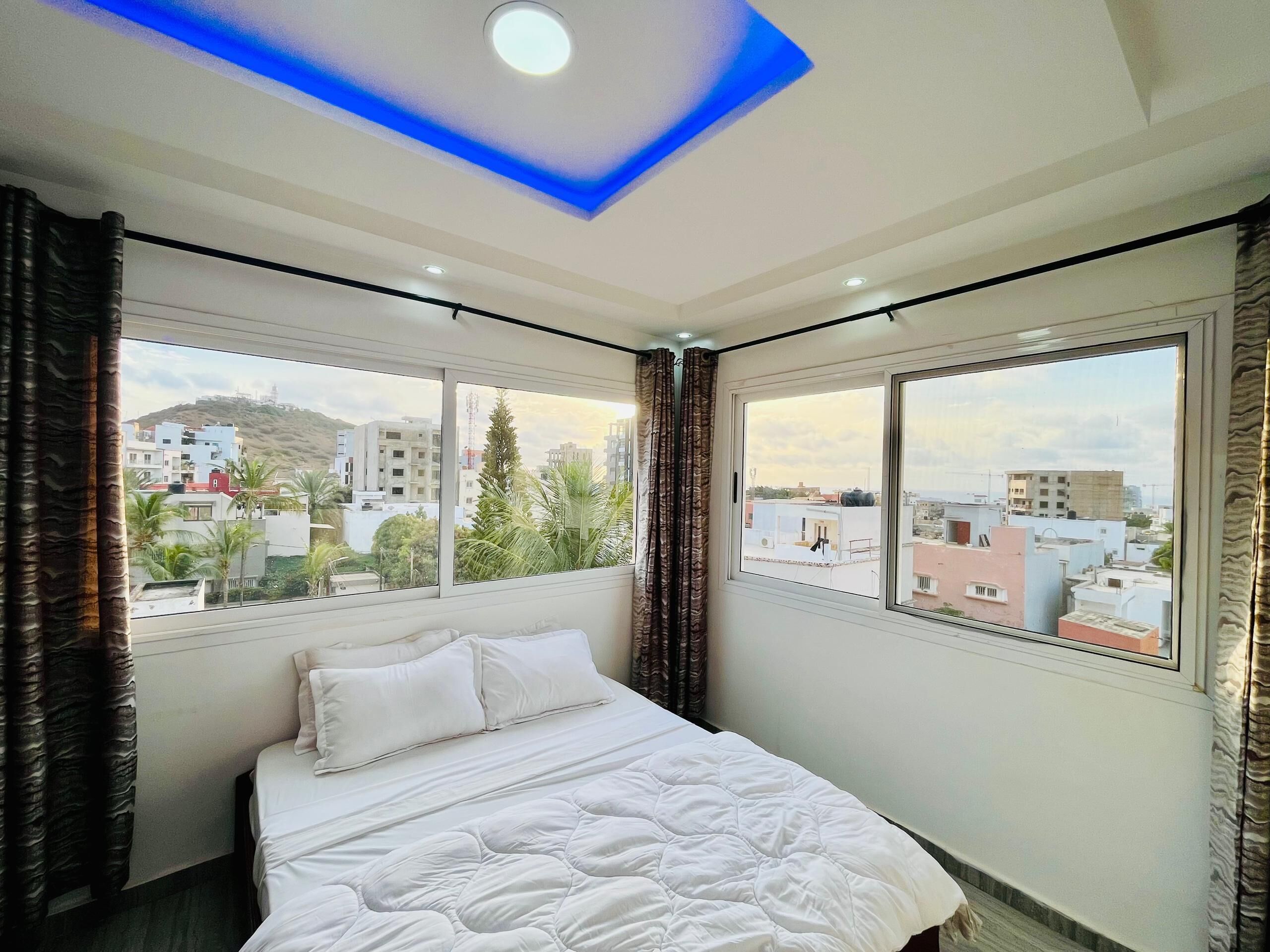 Quarto casal standard | Lençóis italianos Frette, roupas de cama premium, edredons de pluma