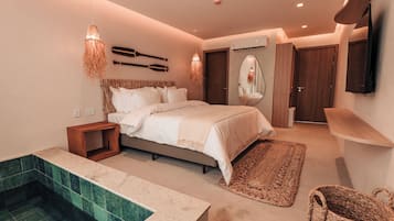 Deluxe Double Room | Frette Italian sheets, premium bedding, pillowtop beds, minibar