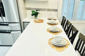 Dining - Private pool island retreat.

 (Nassau)