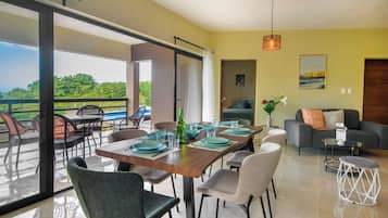 Condo Deluxe, quang cảnh biển | Khu phòng khách