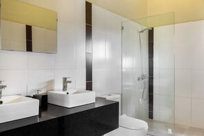 豪華公寓客房, 海景 | 浴室