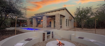 The Duchess. Luxury Safari Villa - Kruger National Park