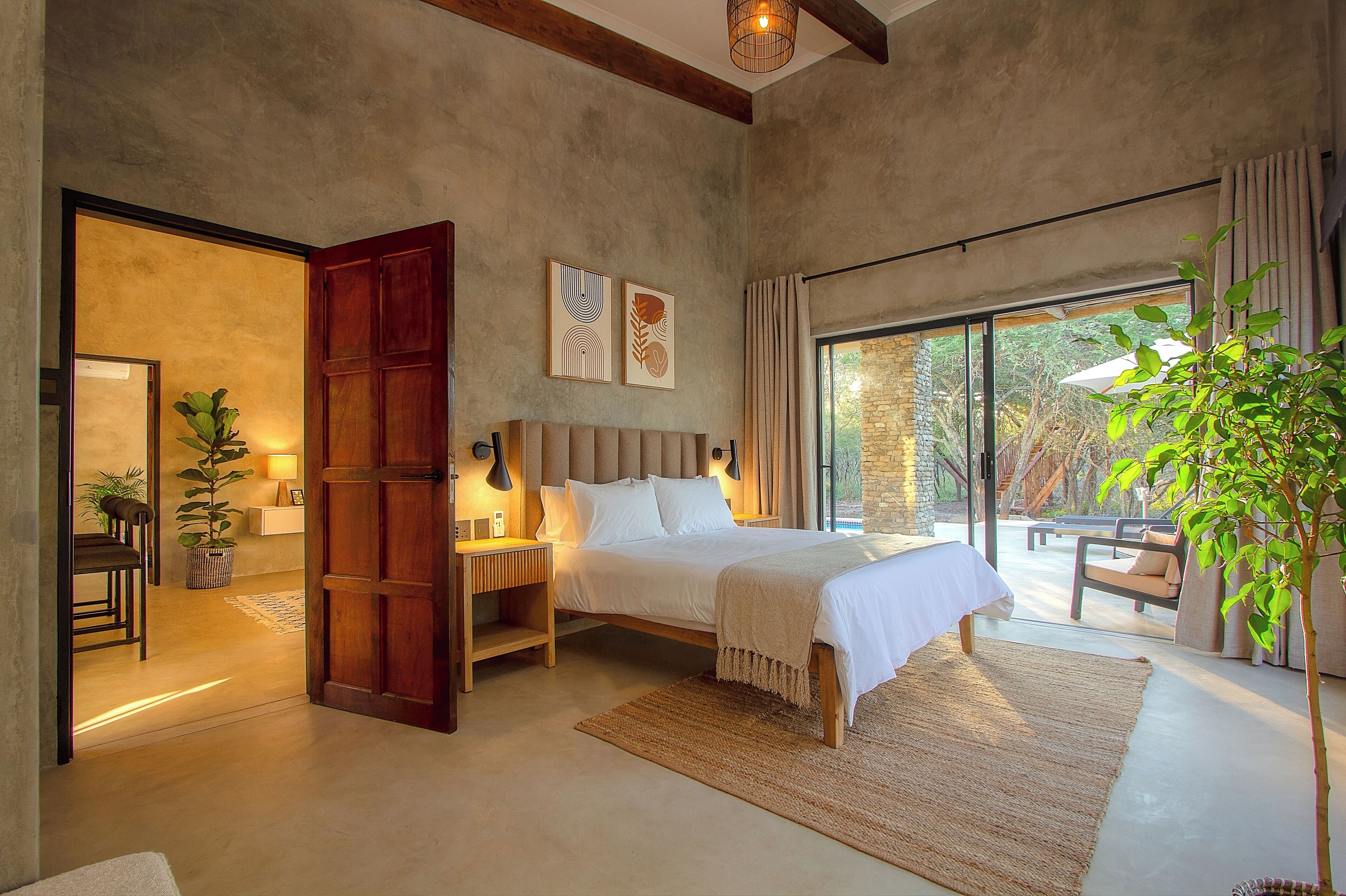 2 habitaciones, tabla de planchar con plancha, wifi y ropa de cama 