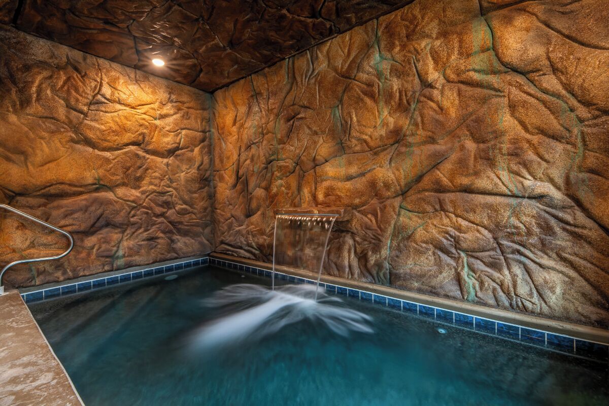 Hillside Horizon's private heated indoor pool