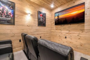 Hillside Horizon's theater room - *Pet-friendly 4BD Cabin w/ POOL + Hot Tub!* (Pigeon Forge)
