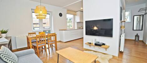 Comfort Apartment, Balcony, Garden View | 1 bedroom, iron/ironing board, free WiFi