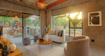 The Suite. Luxury Safari Villa - Kruger National Park