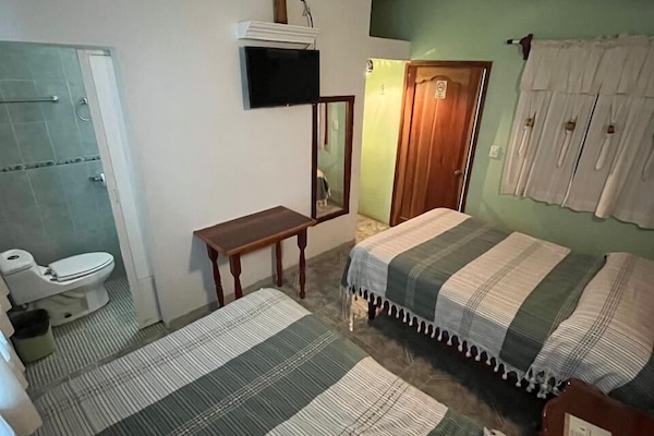 Escritorio y wifi gratis