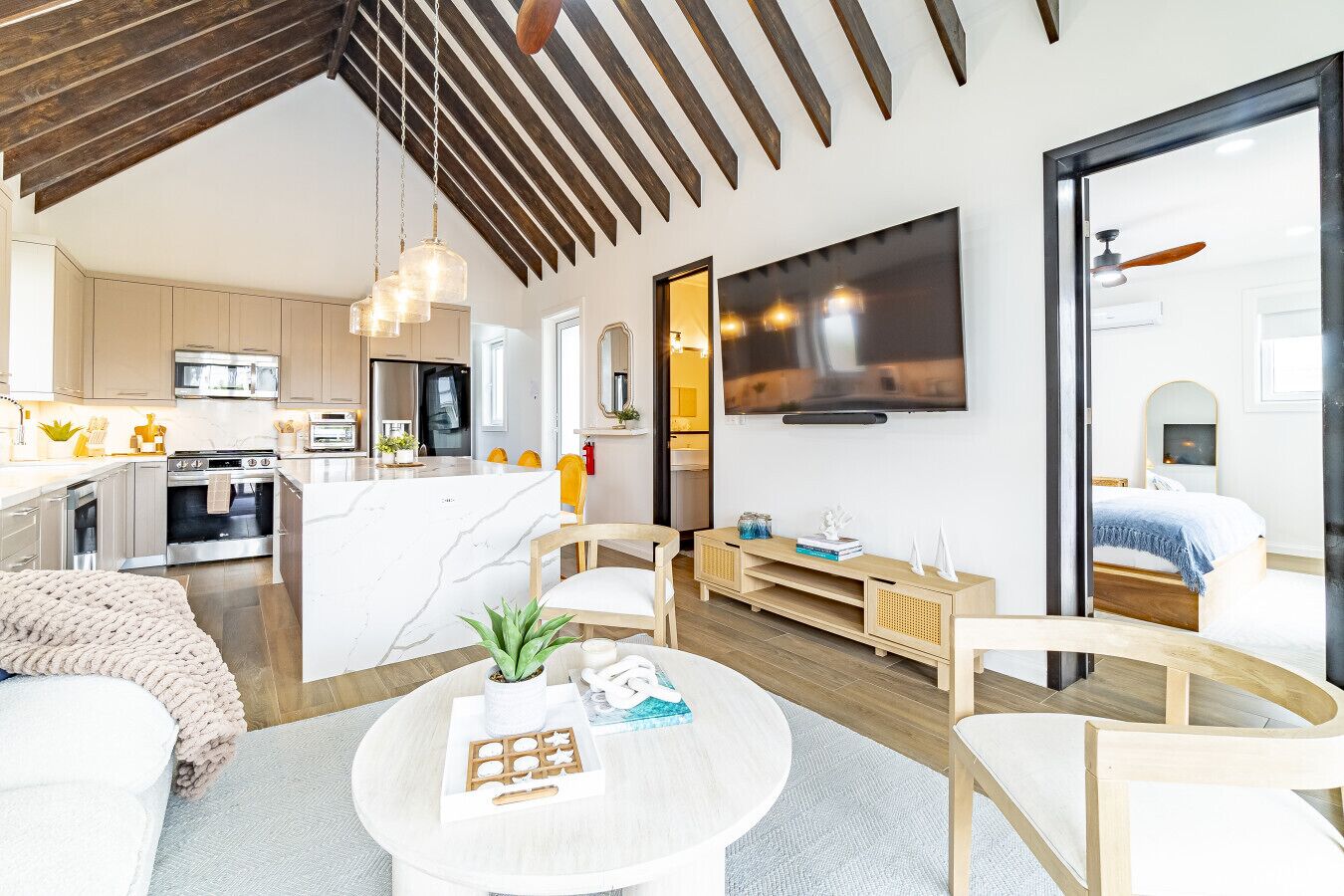 3 bedrooms, iron/ironing board, free WiFi, bed sheets