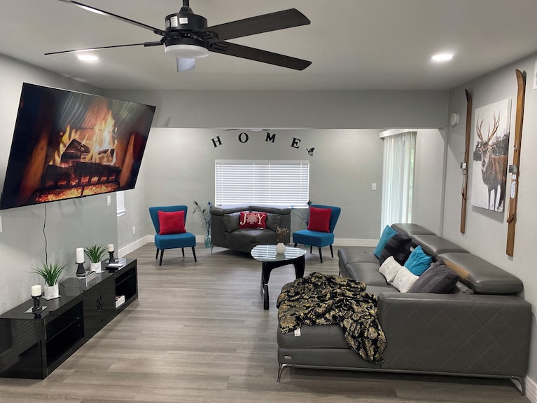 Home Away From...home!! - Fort Myers, FL