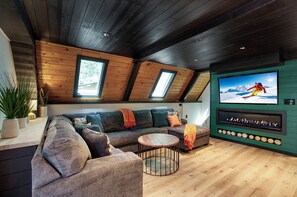 Televisie en een open haard