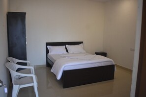 Desk, free WiFi - Arecagateway Nandi Hills Resort (Doddaballapur)