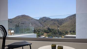 Superior Villa, 3 Bedrooms, Private Pool, Mountain View | Balcony