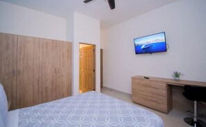 2 chambres, fer et planche à repasser, Wi-Fi, draps fournis