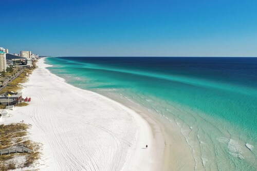 Community Pool and Private Beach, Arcade, Hot Tub