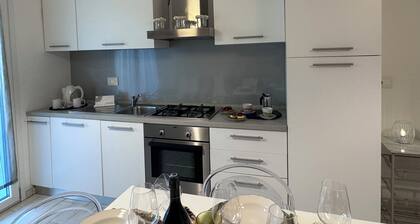 Casa Helios - Two Bedroom Apartment, Sleeps 6
