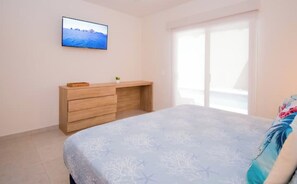 4 Schlafzimmer, Bügeleisen/Bügelbrett, WLAN, Bettwäsche