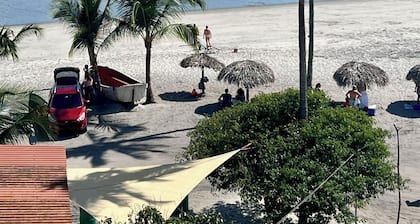 Eden Ubedi - Tiny Villa with private Pool