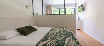 Nina's Hideaway Hotel - Madame's Dream