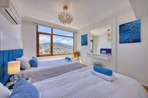 2 slaapkamers, een strijkplank/strijkijzer, gratis wifi, beddengoed