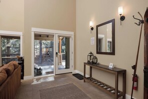 ハウス ベッド (複数台) バルコニー ガーデンビュー (Big River) | 内装