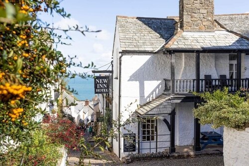 Cottage with 3 ensuite bedrooms and Sea Views.  North Devon Heritage Coast.