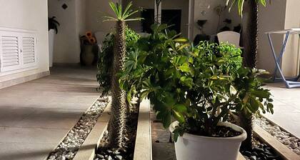 Caelum Holiday Homes Laepantio