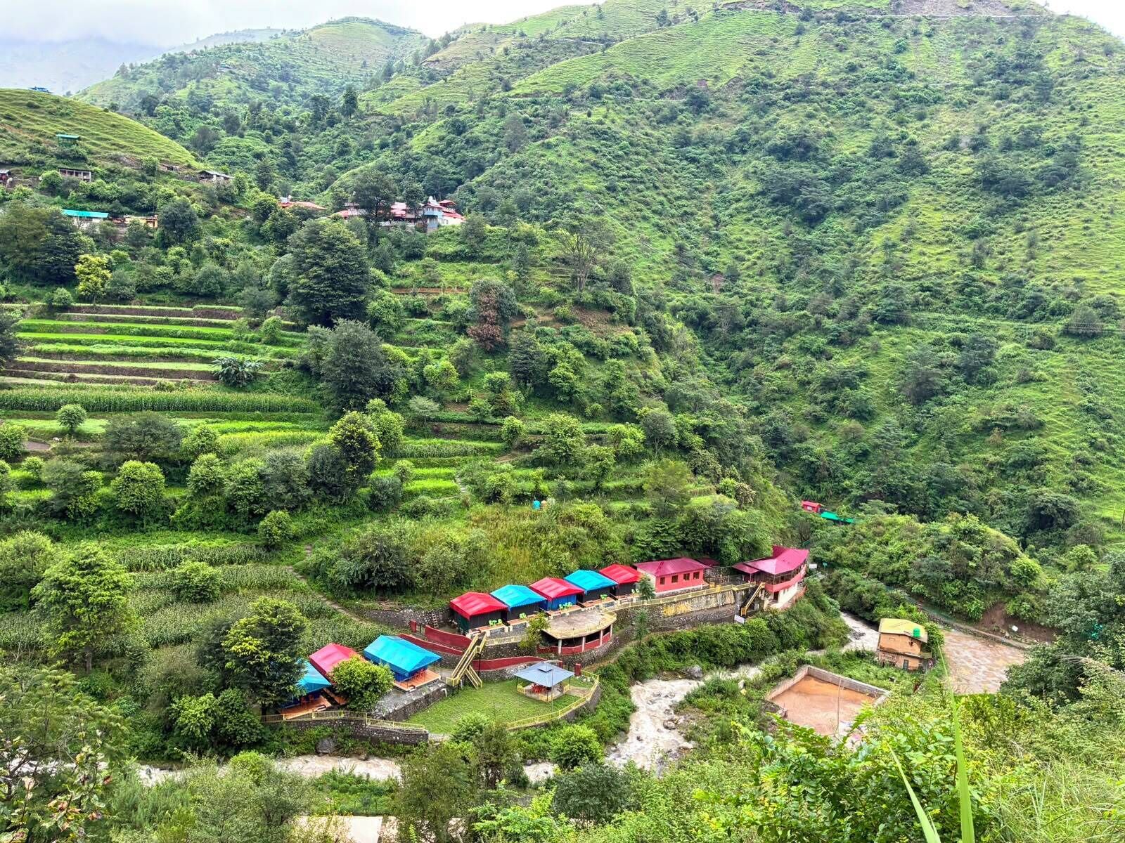 Mặt tiền nơi lưu trú