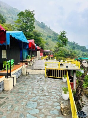 Exterior - Baromas Resort and Camping (Chakrata)