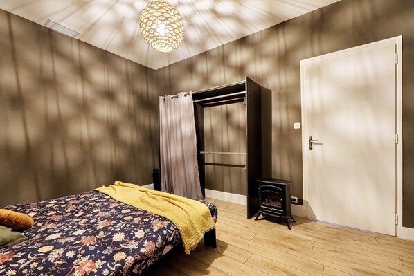 1 chambre, Wi-Fi gratuit, draps fournis