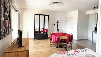 1 camera, Wi-Fi gratuito, lenzuola, accesso in sedia a rotelle