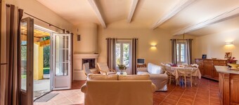 L'horizon Vert - Maison avec piscine et parking privé