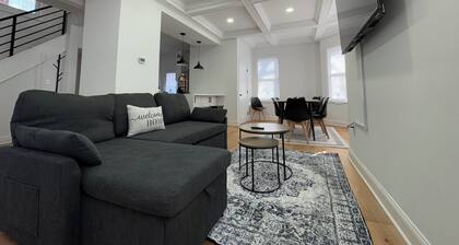 Modern 4BR Home Near Metro & DC's Iconic Sights