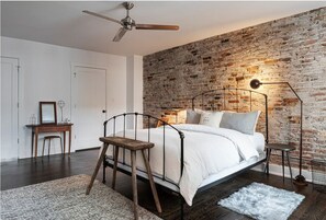 3 quartos, ferros/tábuas de passar roupa, Wi-Fi, roupa de cama
