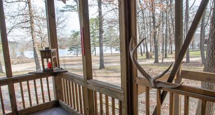 Cozy 3-bedroom cabin on Thompson Bay Scranton, AR