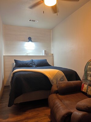 3 bedrooms, free WiFi, bed sheets