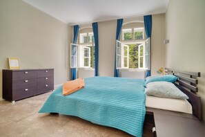 2 chambres, bureau, fer et planche Ă repasser, Wi-Fi